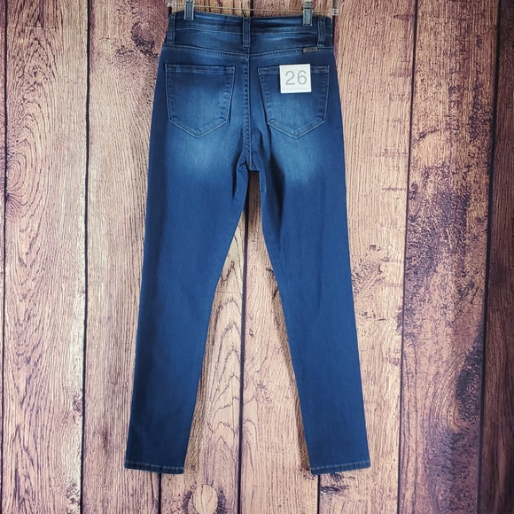 Kancan Los Angeles Distressed Jeans - Picture 11 of 12